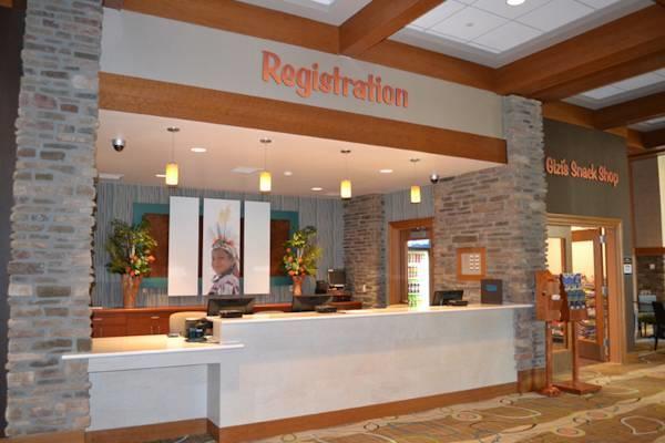 Soaring Eagle Waterpark And Hotel Mount Pleasant Exterior photo